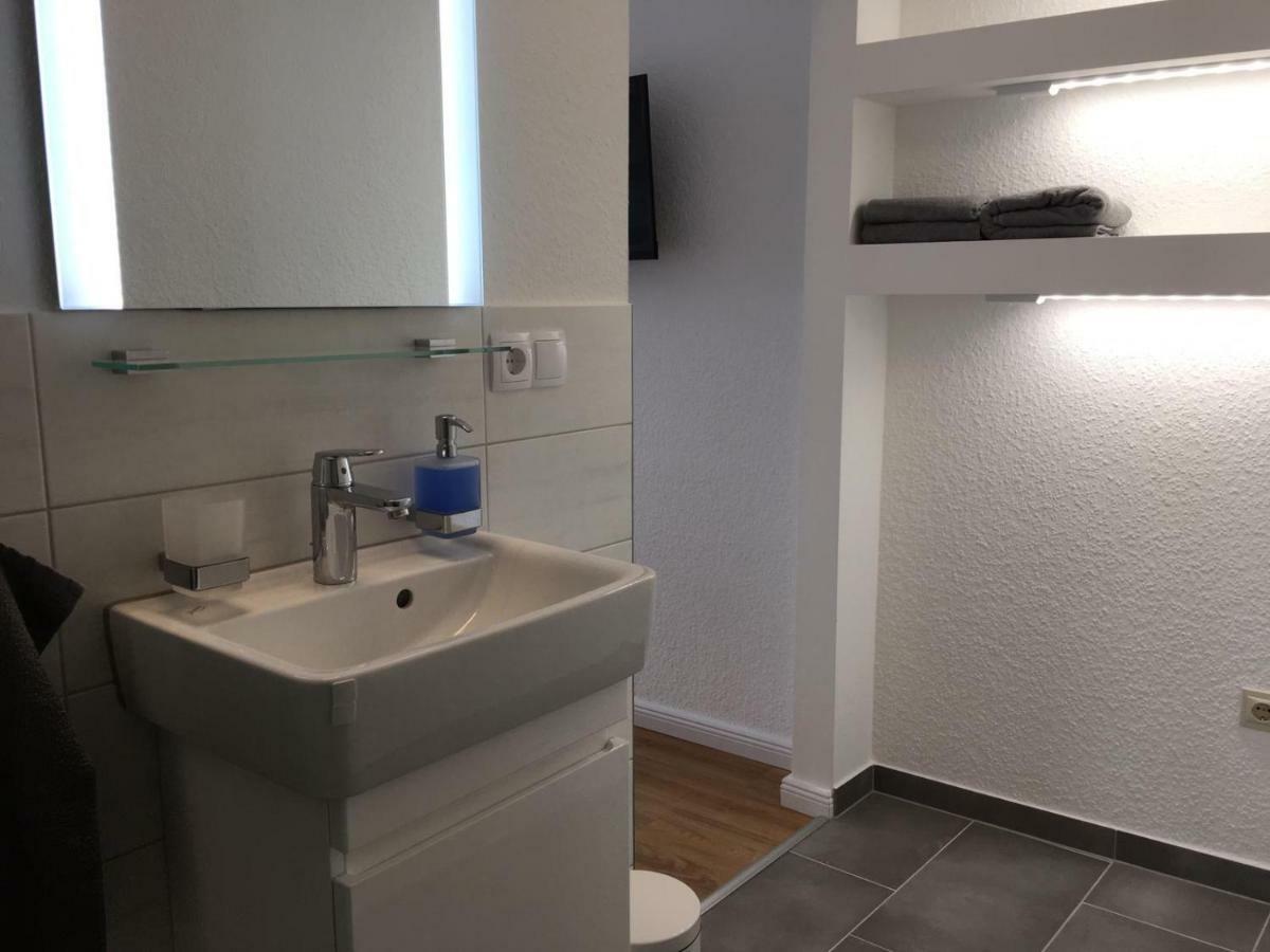 Zentral Gelegenes Ferienzimmer Moellner Seestrasse Екстериор снимка